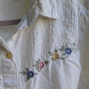 Vintage Floral Embroidered Button Up